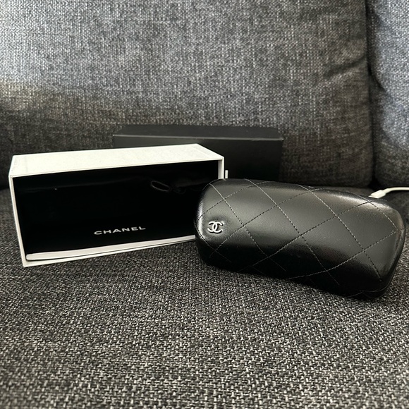 Chanel glitter sunglasses - Picture 3 of 6